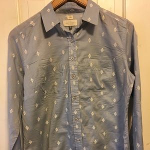Loft Light Blue w/Diamond Design Long Sleeve Shirt